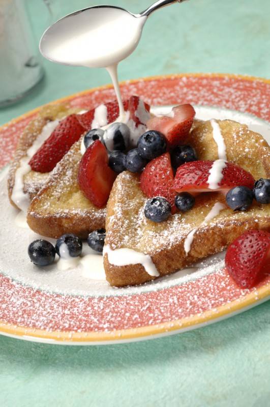 French Toast With Fresh Berries And Mascarpone Cream