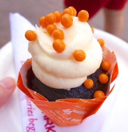 Orange Cupcakes with Orange Cream Cheese Icing Recipe