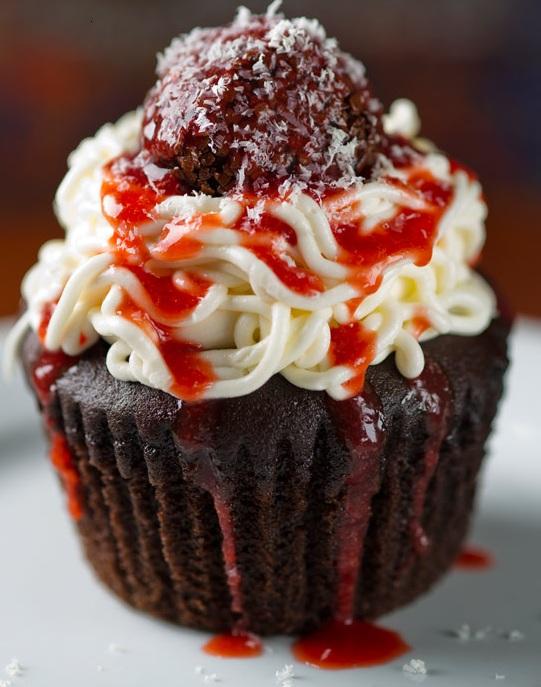 Spaghetti and Meatball Cupcake