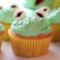 Kermit The Frog Cupcakes