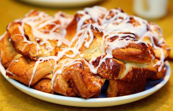 Chips Sticky Bun Bake