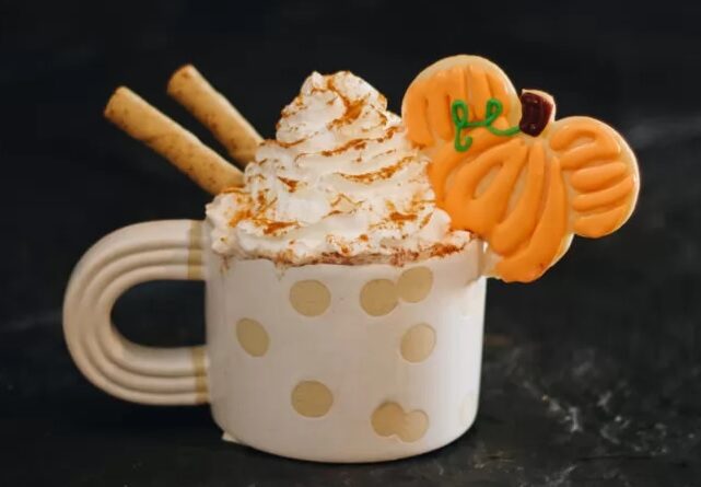 pumpkin-spice-mickey-hot-cocoa