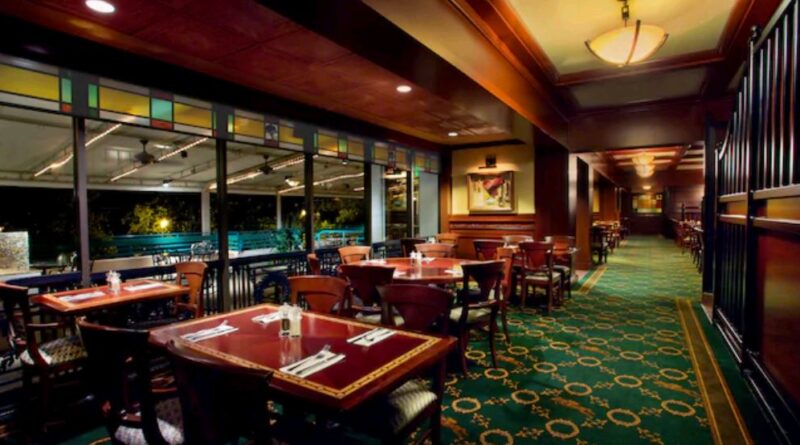 the-turf-club-bar-and-grill